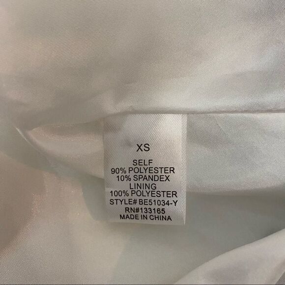 Francescas Off the Shoulder Embroidered Dress - Picture 7 of 7